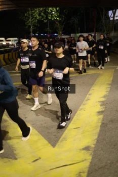 Runner Photo 4274335