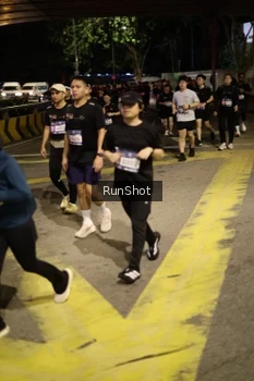 Runner Photo 4274336
