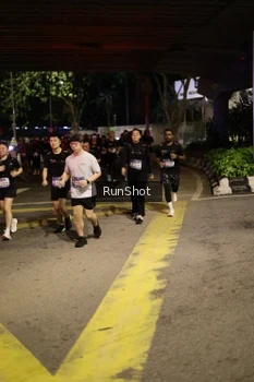 Runner Photo 4274343