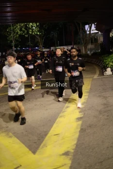 Runner Photo 4274352
