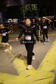 Runner Photo 4274363