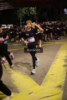 Runner Photo 4274370
