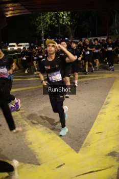 Runner Photo 4274374