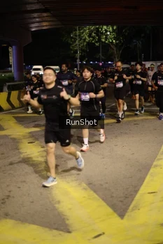 Runner Photo 4274376