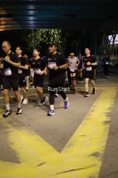 Runner Photo 4274387