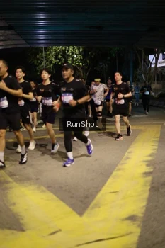 Runner Photo 4274390