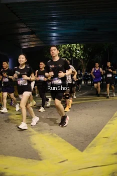 Runner Photo 4274391