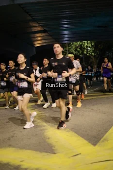 Runner Photo 4274394