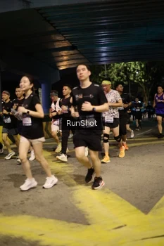 Runner Photo 4274396