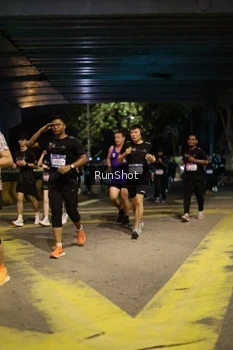 Runner Photo 4274406