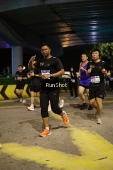 Runner Photo 4274411