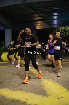 Runner Photo 4274412