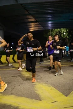 Runner Photo 4274414