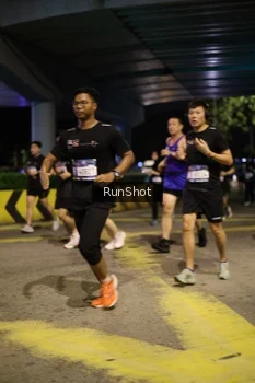 Runner Photo 4274420