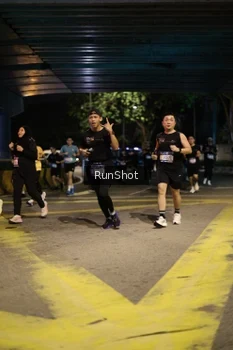 Runner Photo 4274450