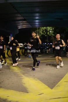 Runner Photo 4274457