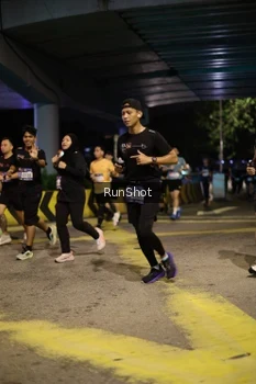 Runner Photo 4274459