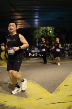 Runner Photo 4274463