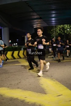 Runner Photo 4274469