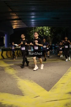 Runner Photo 4274470