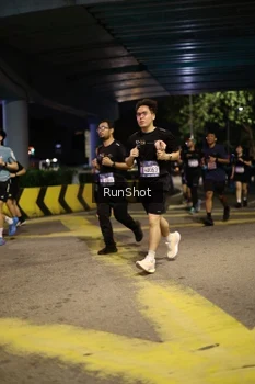 Runner Photo 4274473