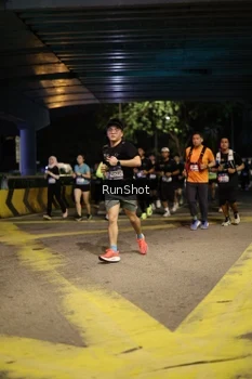 Runner Photo 4274574