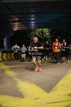 Runner Photo 4274575