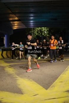 Runner Photo 4274576