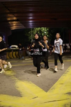Runner Photo 4274601