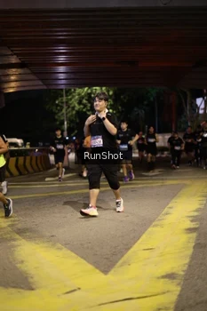Runner Photo 4274611