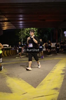 Runner Photo 4274614