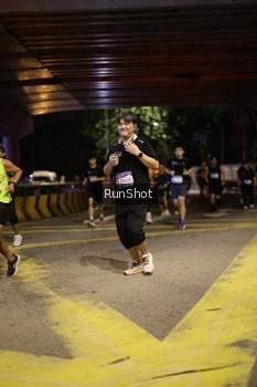 Runner Photo 4274615