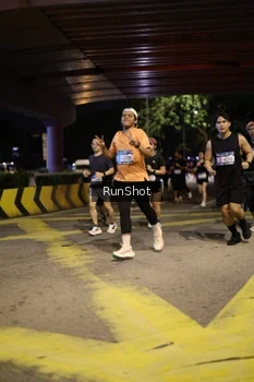 Runner Photo 4274631