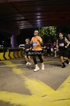 Runner Photo 4274632