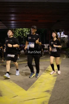 Runner Photo 4274667