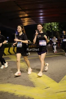 Runner Photo 4274702