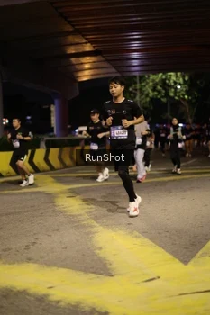 Runner Photo 4274714
