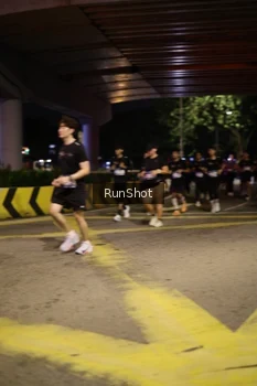 Runner Photo 4274735
