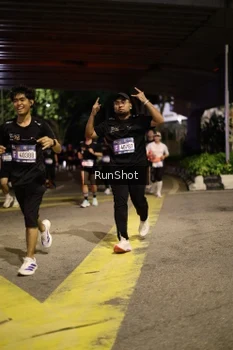 Runner Photo 4274774