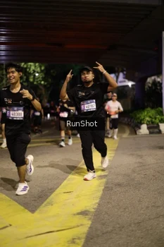 Runner Photo 4274775