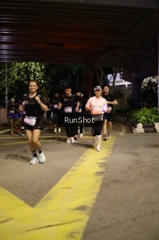 Runner Photo 4274792