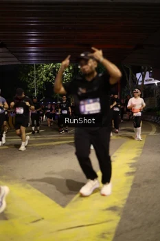 Runner Photo 4274793
