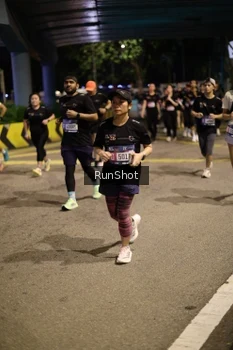 Runner Photo 4274973