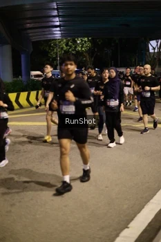 Runner Photo 4274990