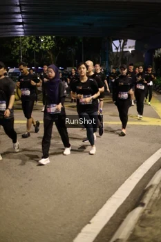 Runner Photo 4274993