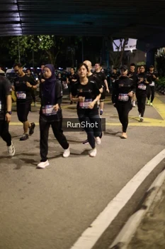 Runner Photo 4274995