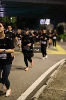 Runner Photo 4275002