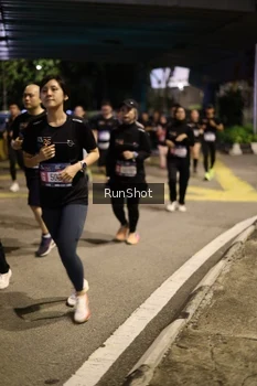 Runner Photo 4275004