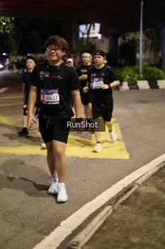 Runner Photo 4275053
