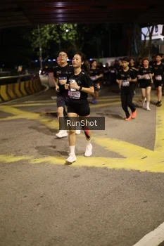 Runner Photo 4275112